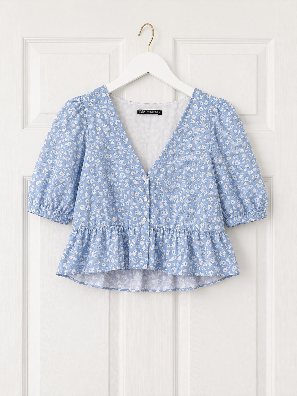 Zara Light Blue and White Floral Top Puff Sleeve Coastal Granddaughter XS